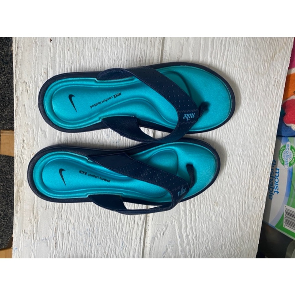 Nike sanders new